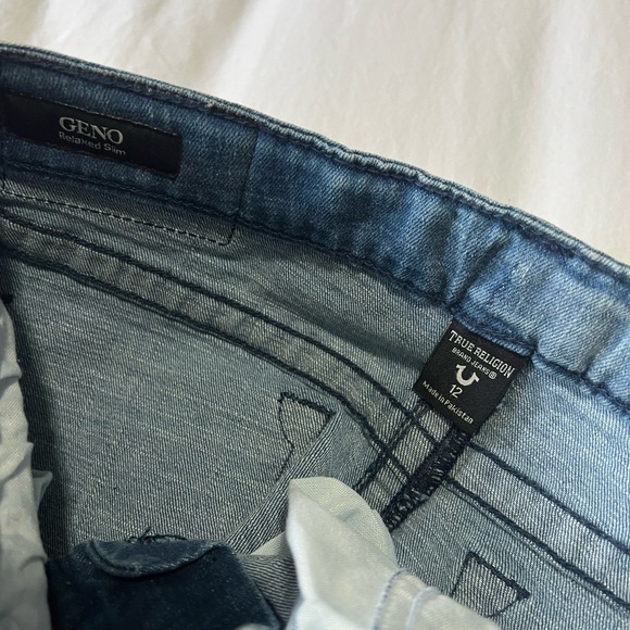 True Religion Boys Geno Relaxed Slim Jeans NWT - Picture 7 of 7